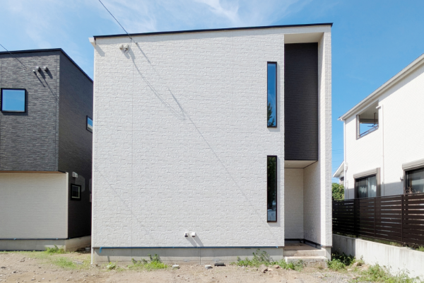 熊本市南区八幡10丁目1号地 30坪 4SLDK 販売価格 2,998万円(400万円値下げ) 毎月の支払い例 50,653円