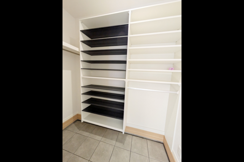 玄関のシューズクローク